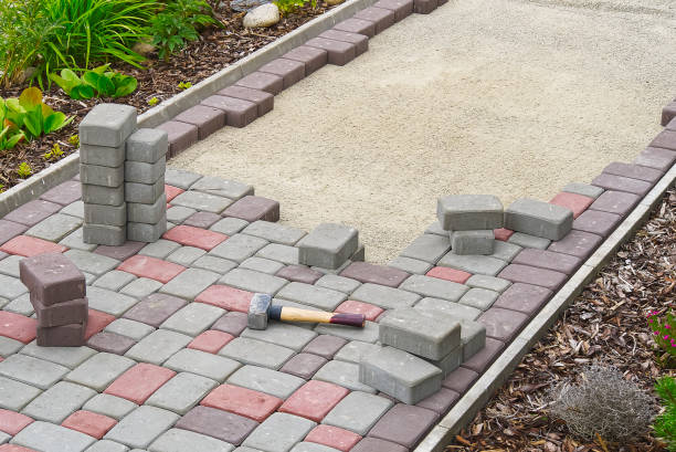 Best Driveway Pavers Contractor  in Farmland, IN